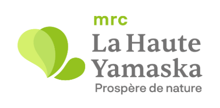 Logo de la MRC Haute-Yamaska incluant 3 feuilles verstes, le nom de l'organisation et le slogan 